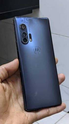 Motorola Moto edge plus 