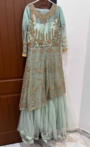 party wear dresses elegant n trendy suit