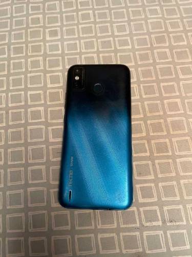 techno spark 6 go 4/64 good condition 