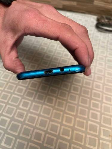 techno spark 6 go 4/64 good condition 