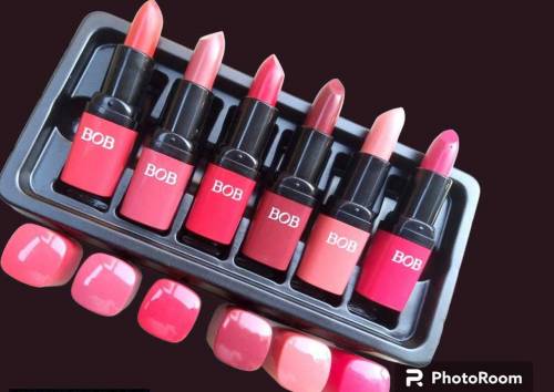 *6 In 1 Matte Lipstick 💄 Set*Available 