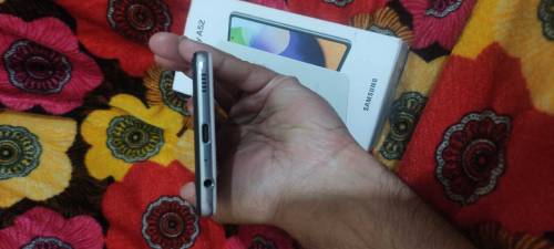 Samsung a52 8 128