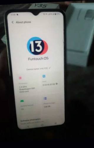 vivo y35