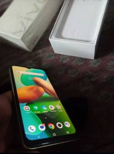 vivo y35
