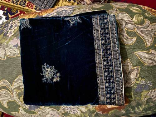 Womens Turkish Valvet Shawls