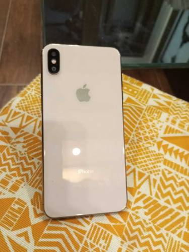 I phone sx max 