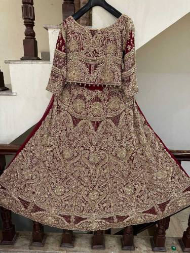 red brindle barat lehnga 