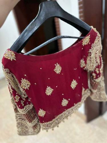 red brindle barat lehnga 