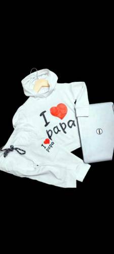baby clothes 