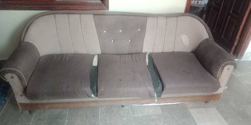 sofa set and shokes