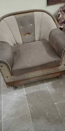 sofa set and shokes