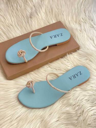 ladies foot wear