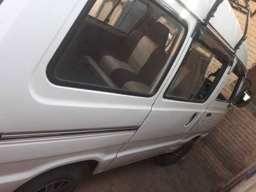 Suzuki Hiroof 
