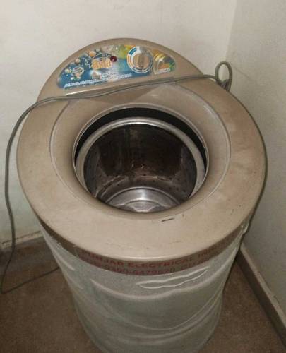Spin Dryer Machine
