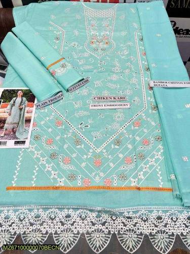 •  Fabric: Lawn• 
