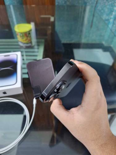 iPhone 14 pro Non Pta