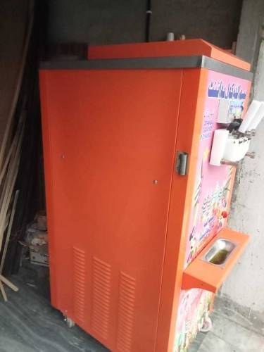 ice cream machine