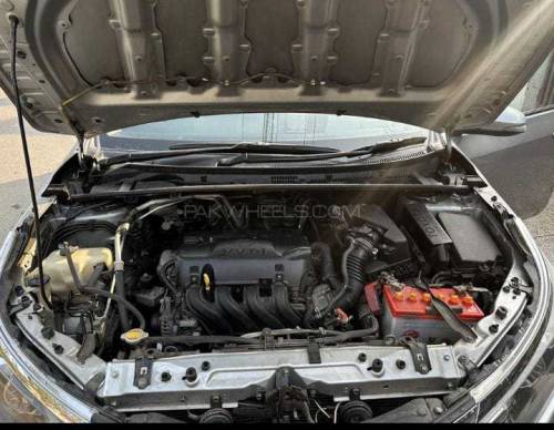 toyota Corolla gli no touch ups full genioun car 2nd owner 