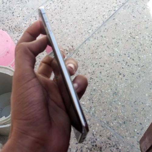  panel brake hai but all work ma hai  pics post kr de hai add dekhk ai
