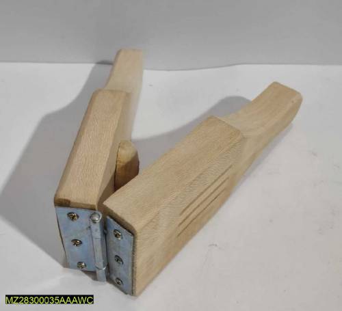 WOOD LEMON SQUEEZER