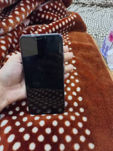honor 8c