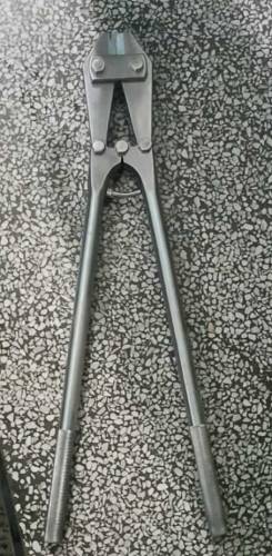 bolt cutter 