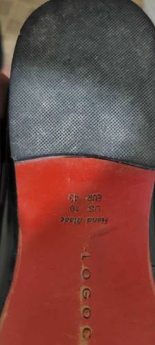 Logo Shoe