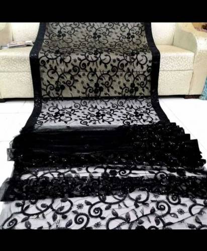 Ayeza Khan black saree