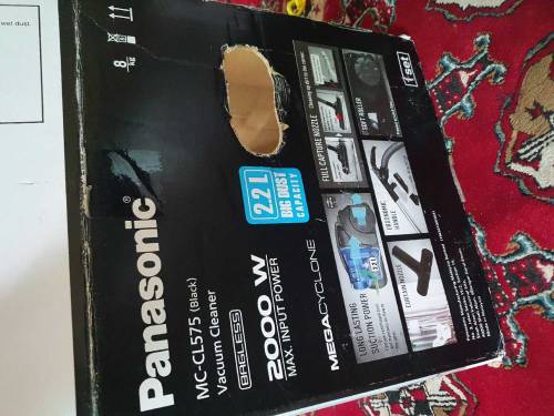 vacuum cleaner Panasonic mcl575 