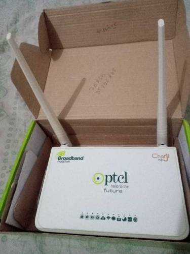 ptcl divic