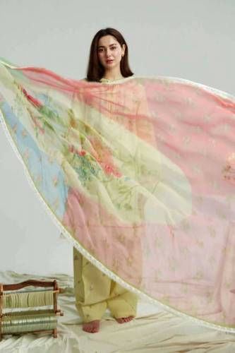 HAMNA WOMEN BRANDED COLLECTION CLOTHES 