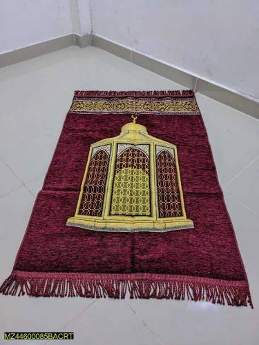 1 PC velvet prayer mat in a reasonable price with free delivery