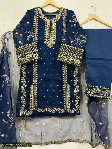 women clothing's available 
