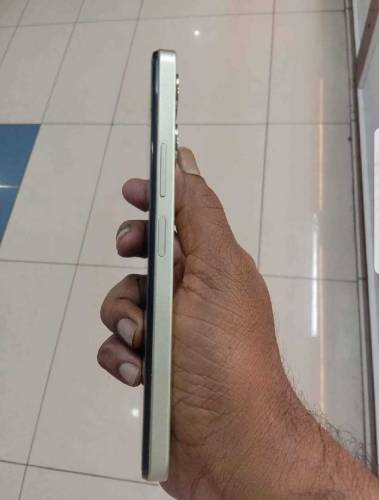 Vivo Y16 
