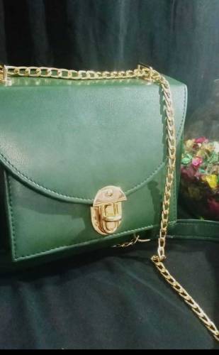 Beautiful hand bag in big size