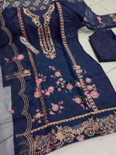 clothes for women 