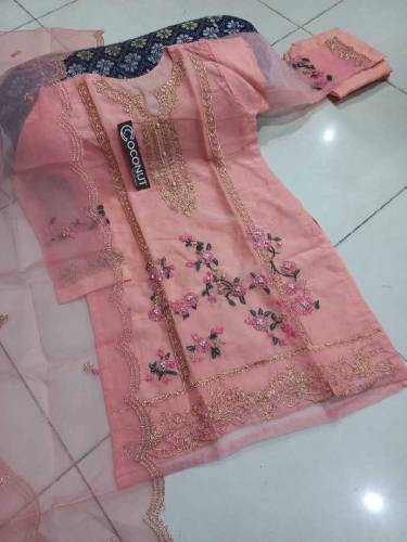 clothes for women 