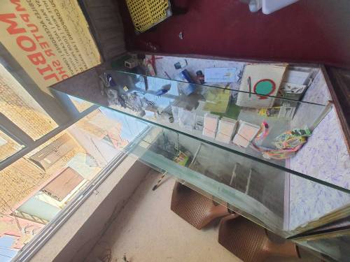 8mm glass counter for shops 