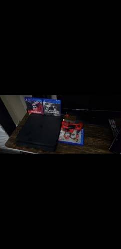 PS4 Slim 1TB