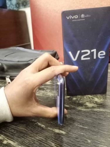 vivo v21e