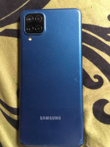 Samsung galaxy A12