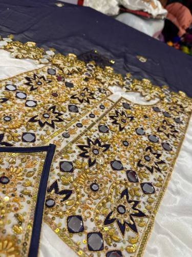 Party Wear Contras