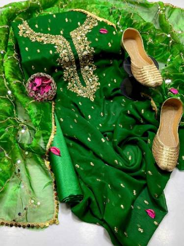 Crinkle Chiffon 4 pc Women's Unstitched Suit