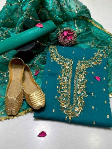 Crinkle Chiffon 4 pc Women's Unstitched Suit