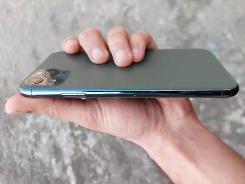 I PHONE 11 PRO MAX FOR SALE