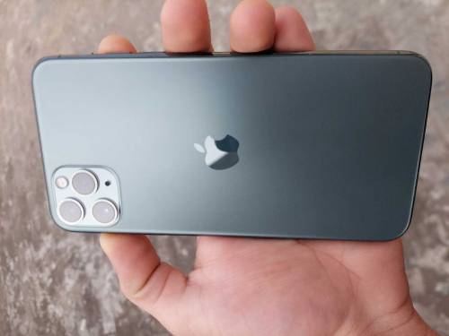 I PHONE 11 PRO MAX FOR SALE