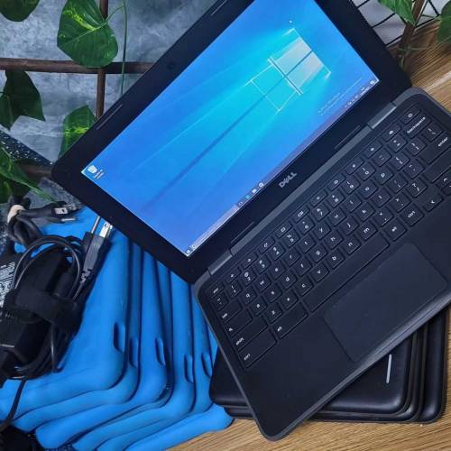 Dell 3180 Chromebook laptop 