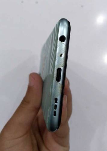 Oppo a76