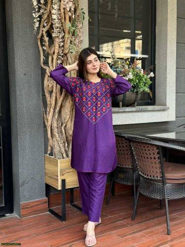 •  Fabric: Arabic Lawn•  Product Type: Suit•  Rs1950 cash on delivery