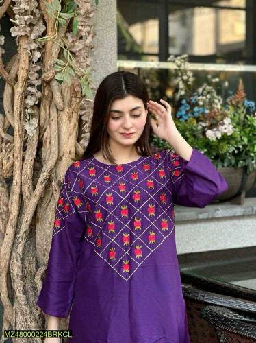 •  Fabric: Arabic Lawn•  Product Type: Suit•  Rs1950 cash on delivery